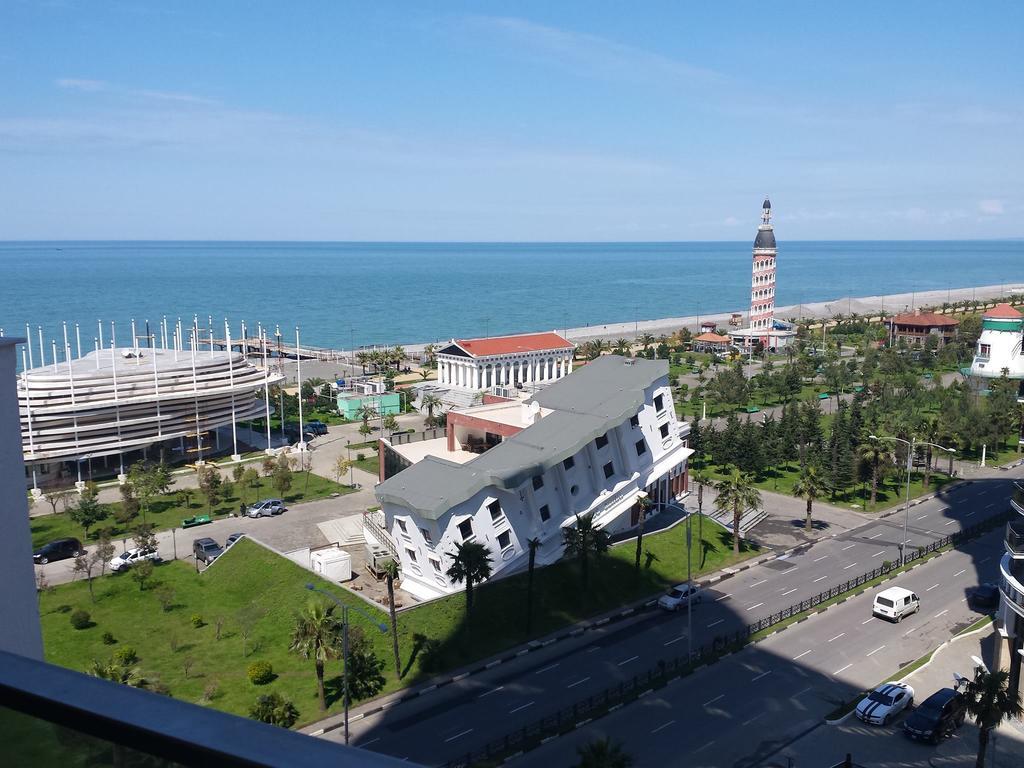 Apartment Sea Tower Khimshiashvili 15 Батуми Экстерьер фото